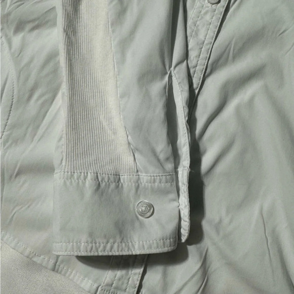 Marmot Button Down Adjustable Sleeve Breathable Shirt White Size Medium - Picture 3 of 13